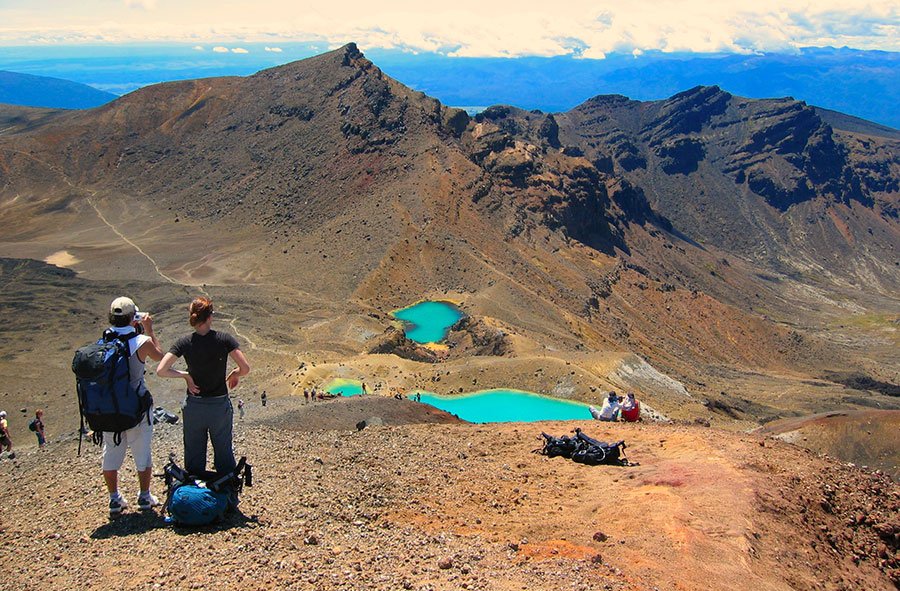 Tongariro Alpine Crossing Emerald Lakes